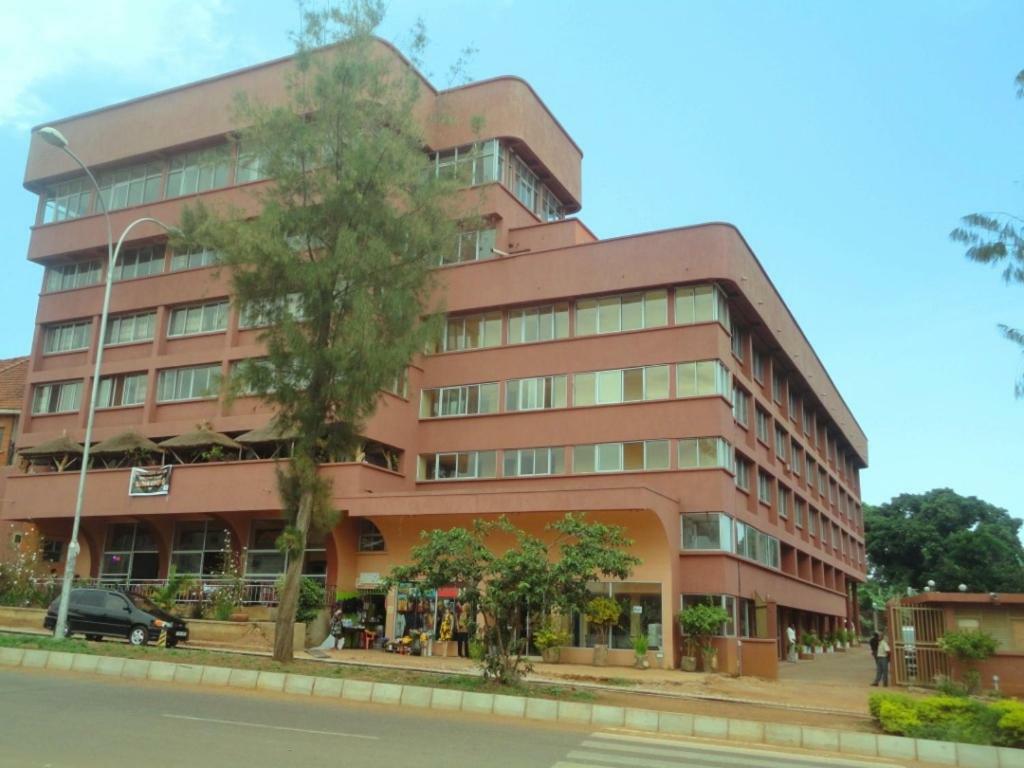 Entebbe Flights Motel Buitenkant foto