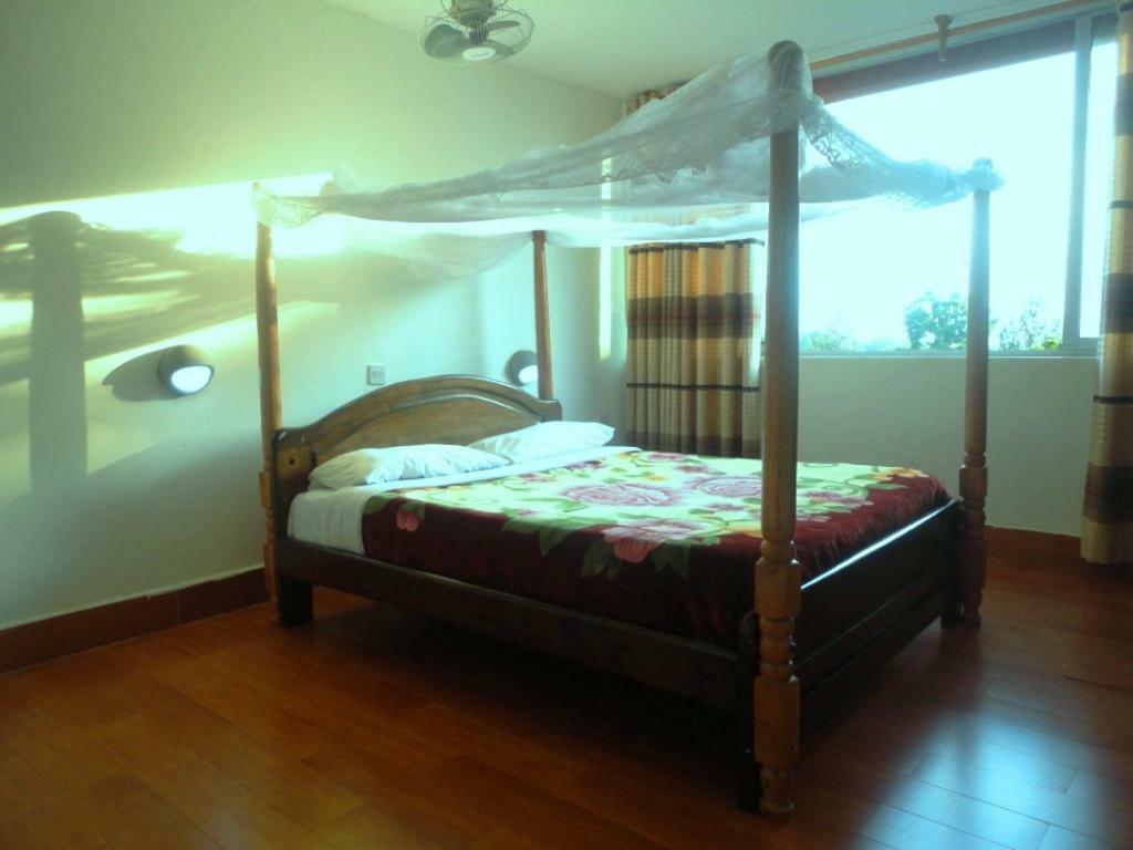 Entebbe Flights Motel Buitenkant foto