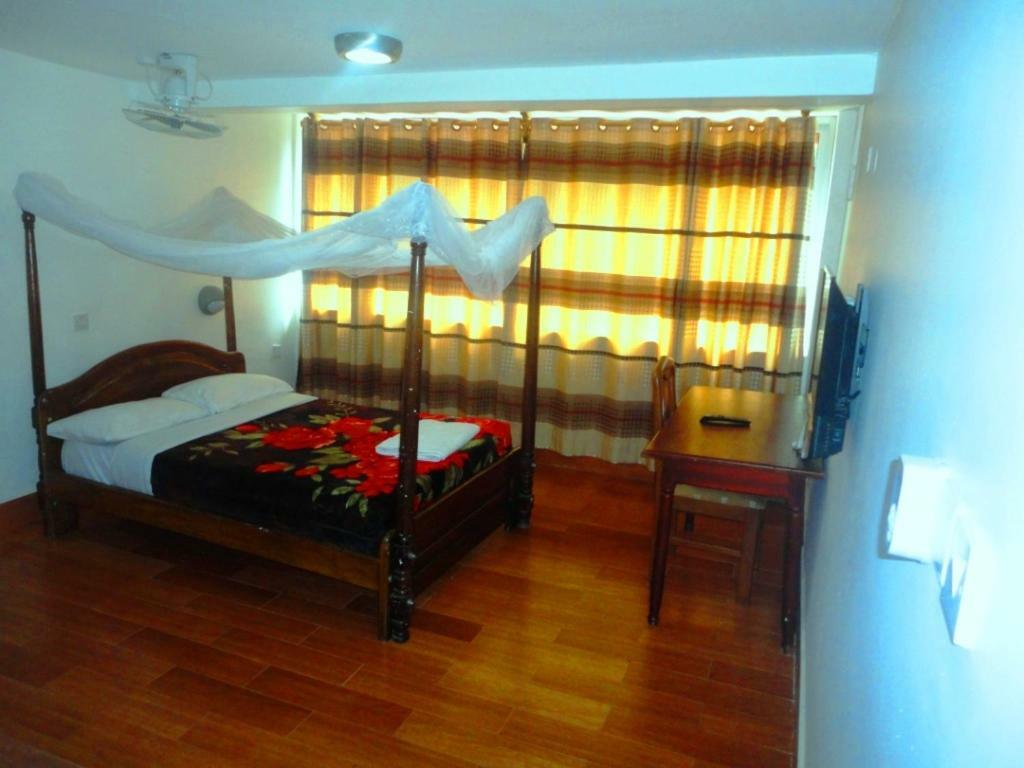 Entebbe Flights Motel Buitenkant foto